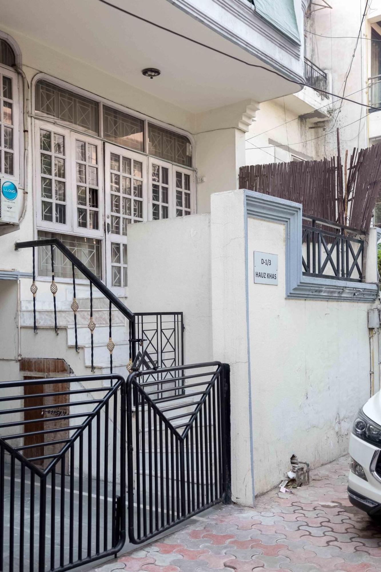 Woodpecker Apartments Hauz Khas Nova Deli Exterior foto