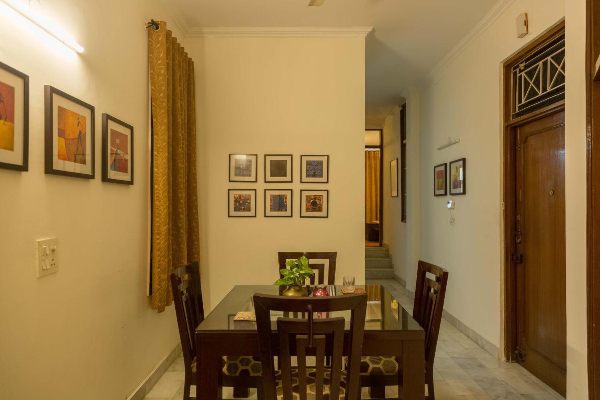 Woodpecker Apartments Hauz Khas Nova Deli Exterior foto
